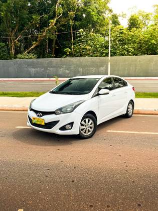 HYUNDAI HB20S 1.6 COMFORT STYLE 16V FLEX 4P AUTOMÁTICO